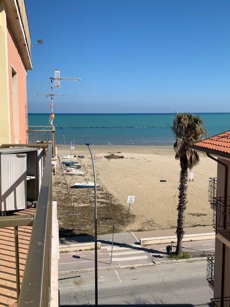 Quadrilocale arredato in affitto a Roseto degli Abruzzi