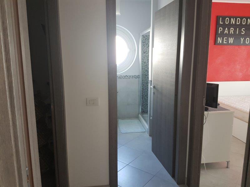 Trilocale arredato in affitto in lungomare trento, Roseto degli Abruzzi