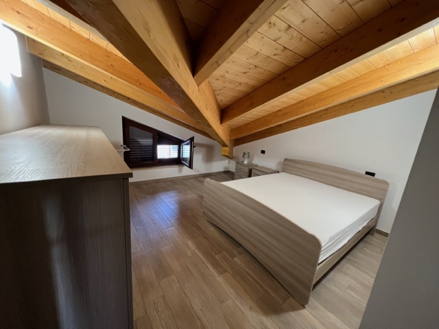 Trilocale arredato in affitto a Roseto degli Abruzzi