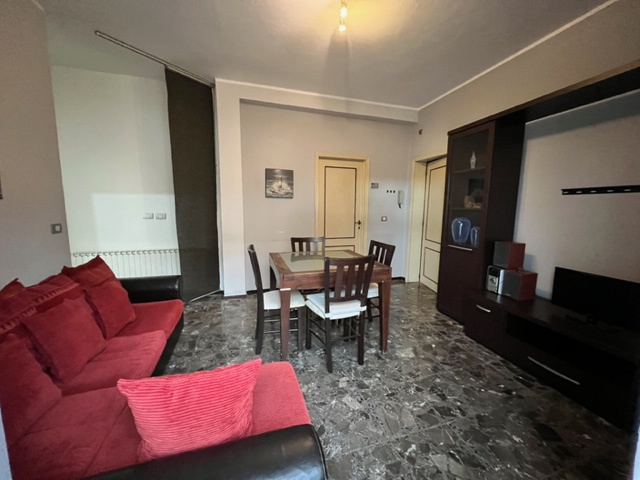 Trilocale arredato in affitto a Roseto degli Abruzzi