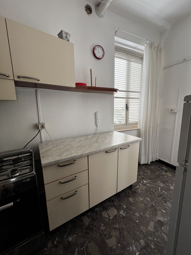 Trilocale arredato in affitto a Roseto degli Abruzzi