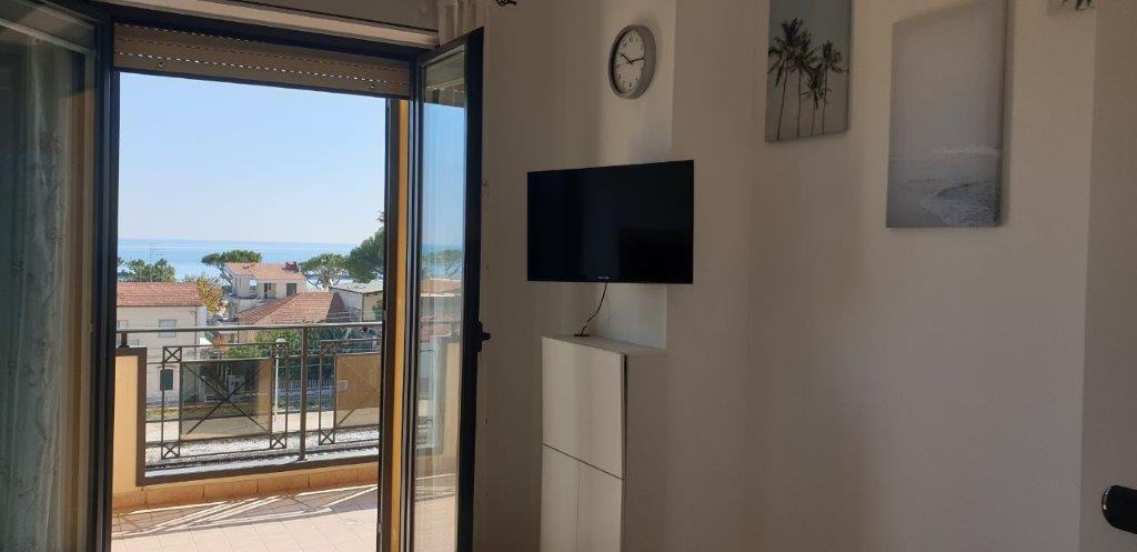 Bilocale arredato in affitto a Roseto degli Abruzzi