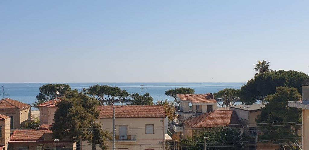 Bilocale arredato in affitto a Roseto degli Abruzzi