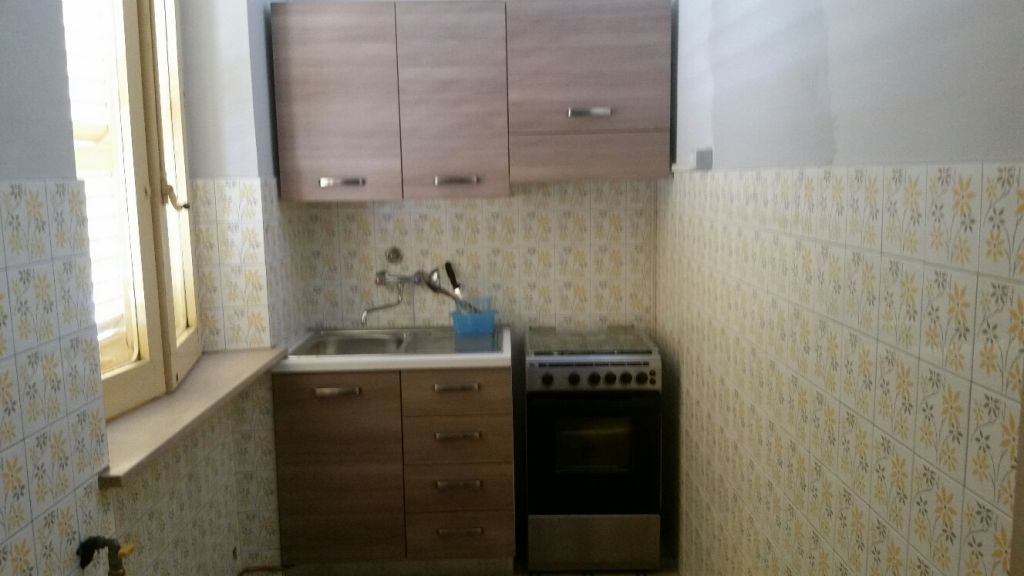 Quadrilocale arredato in affitto in via nazionale, Roseto degli Abruzzi