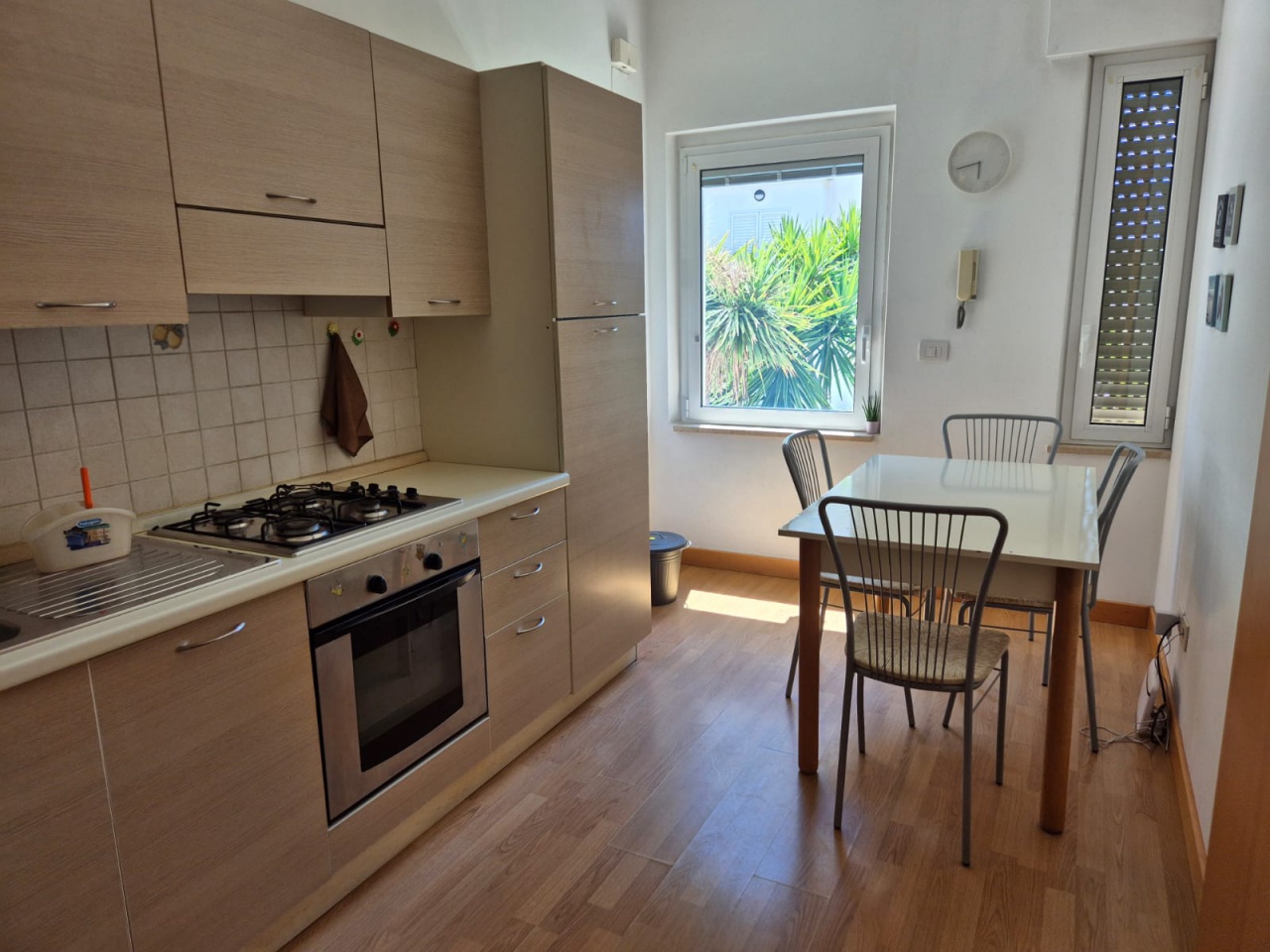 Trilocale arredato in affitto a Roseto degli Abruzzi