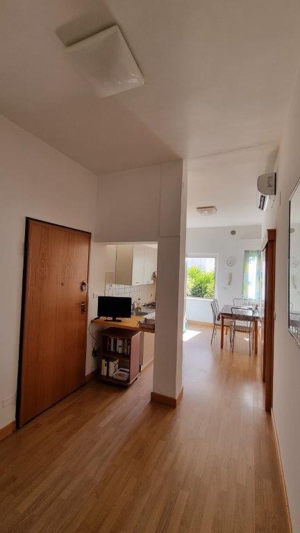 Trilocale arredato in affitto a Roseto degli Abruzzi