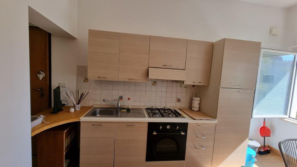 Trilocale arredato in affitto a Roseto degli Abruzzi