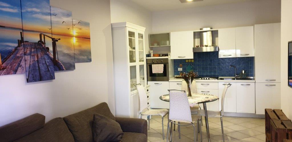 Casa indipendente arredata in affitto in via nazionale, Roseto degli Abruzzi