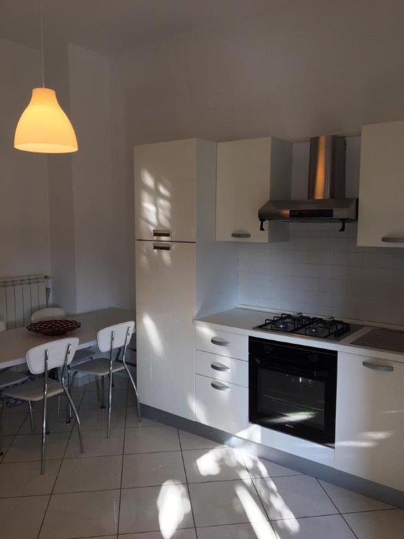 Bilocale arredato in affitto in via nazionale, Roseto degli Abruzzi