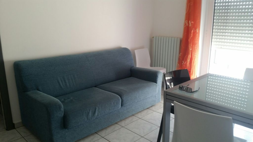 Trilocale arredato in affitto in lungomare roma, Roseto degli Abruzzi