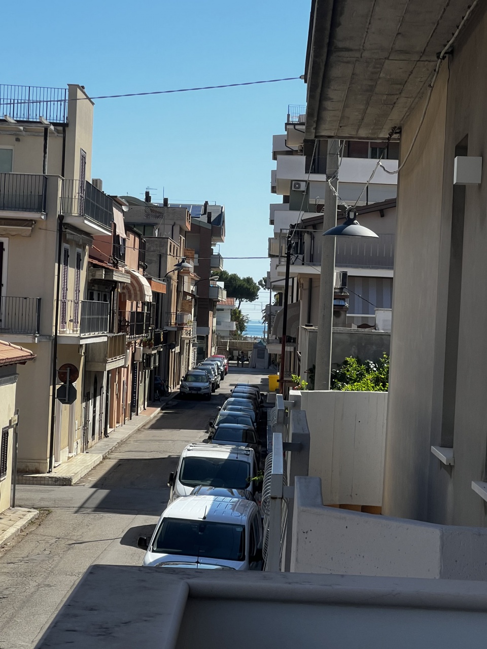 Trilocale arredato in affitto a Roseto degli Abruzzi