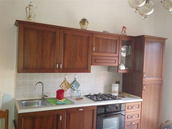 Trilocale arredato in affitto a Roseto degli Abruzzi