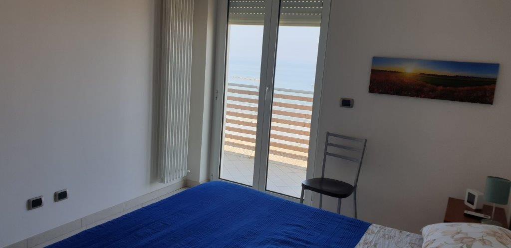 Trilocale arredato in affitto in via lungomare trento, Roseto degli Abruzzi