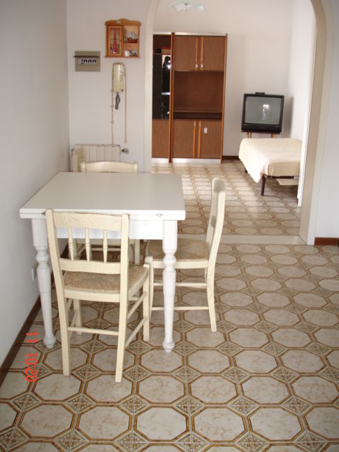 Quadrilocale arredato in affitto a Roseto degli Abruzzi