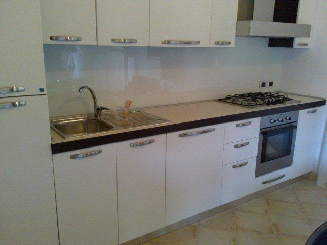 Attico arredato in affitto a Roseto degli Abruzzi