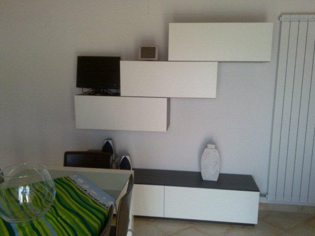 Attico arredato in affitto a Roseto degli Abruzzi