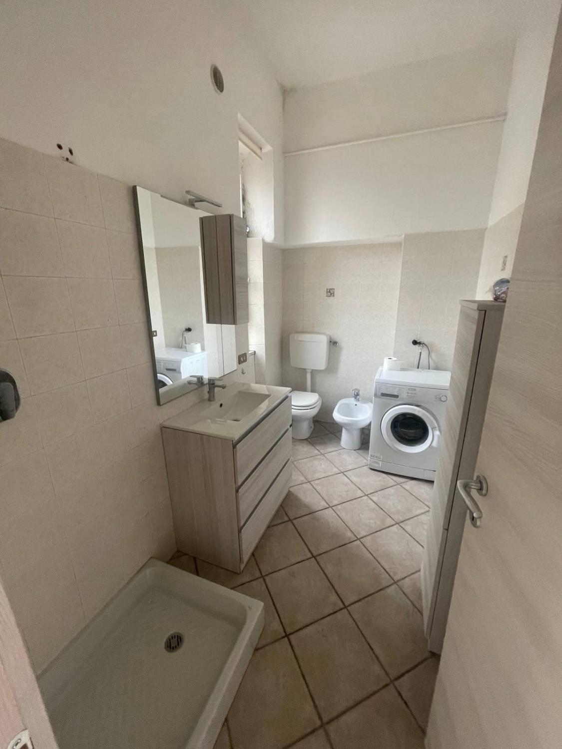 Monolocale arredato in affitto a Senago