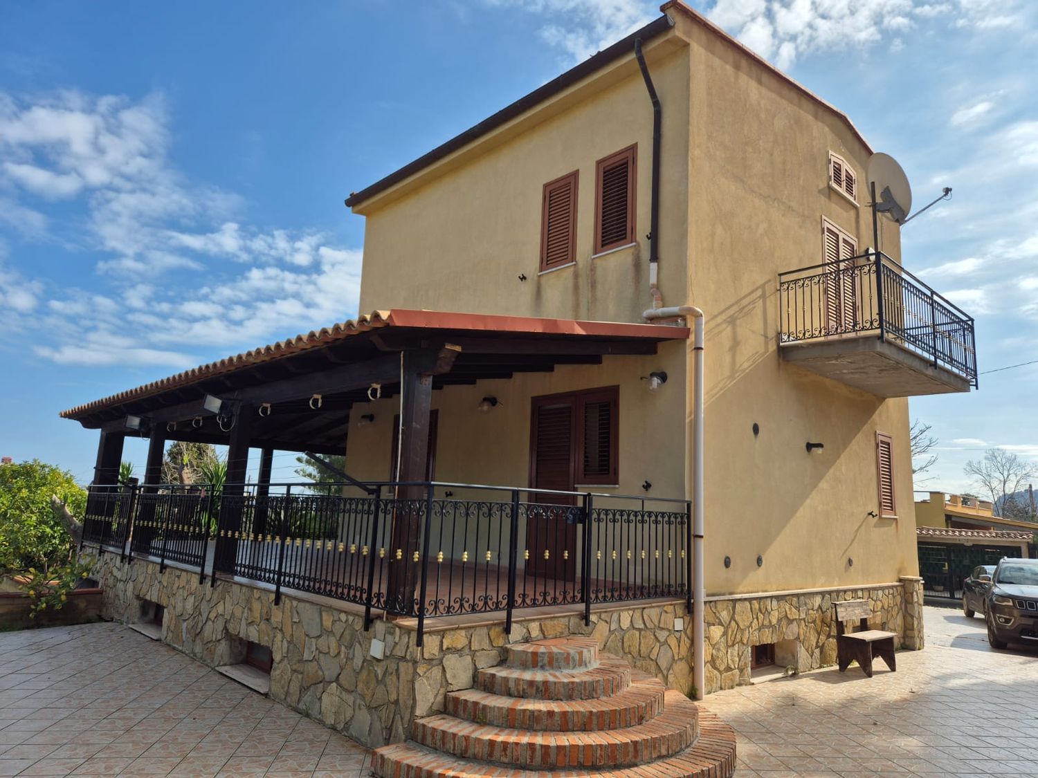 Villa vista mare in via piani 35 35, Trabia