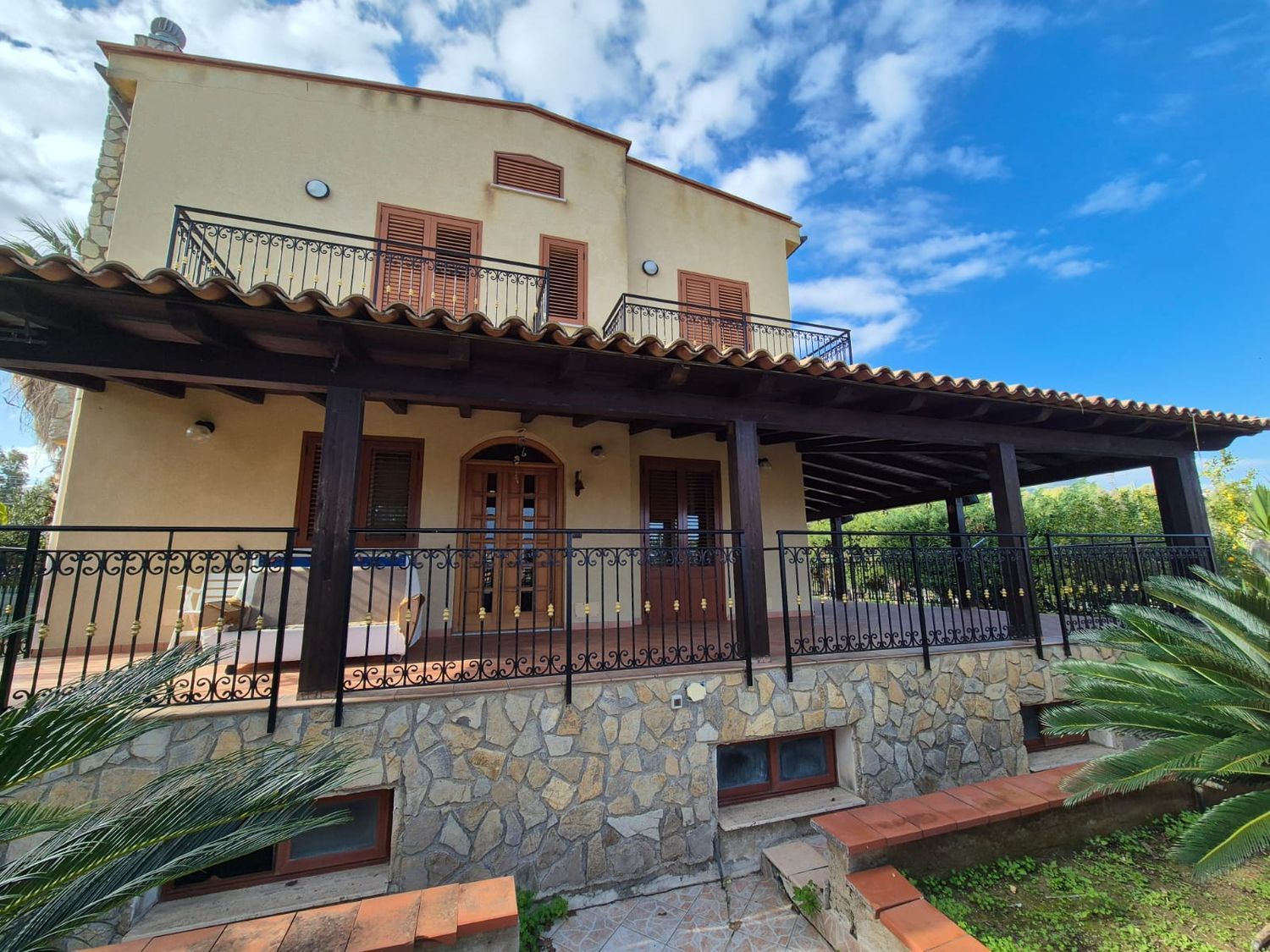 Villa vista mare in via piani 35 35, Trabia