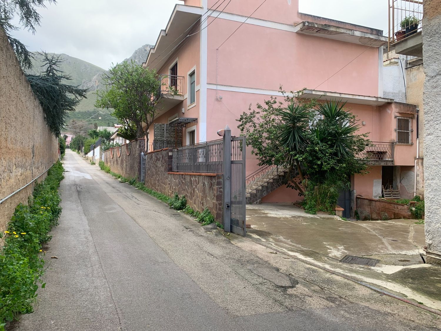Villa in vendita in via via francesco nullo 1, Palermo
