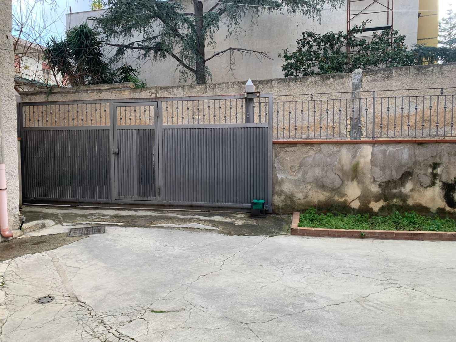 Villa in vendita in via via francesco nullo 1, Palermo