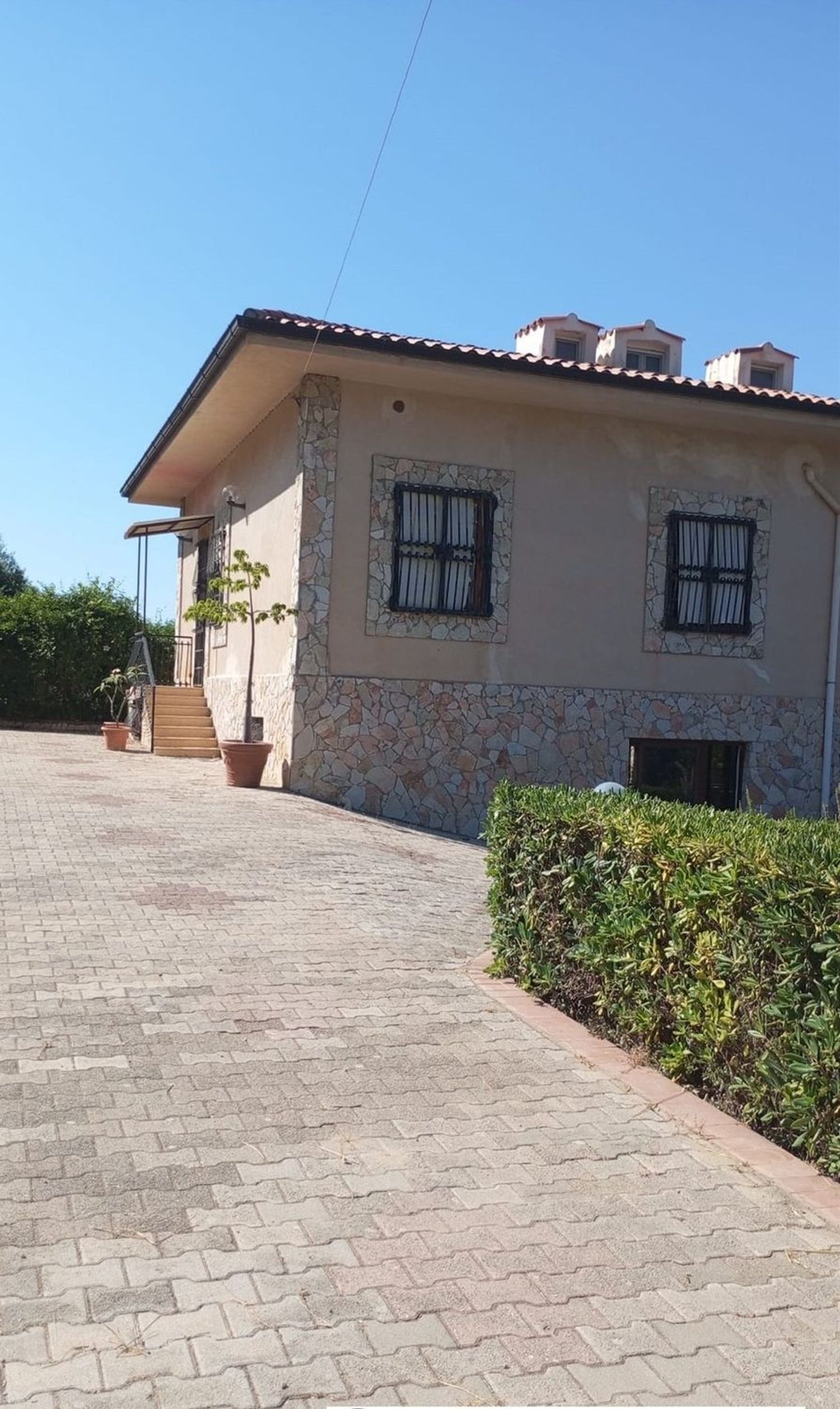 Villa vista mare in strada strada ferrante 0, Casteldaccia