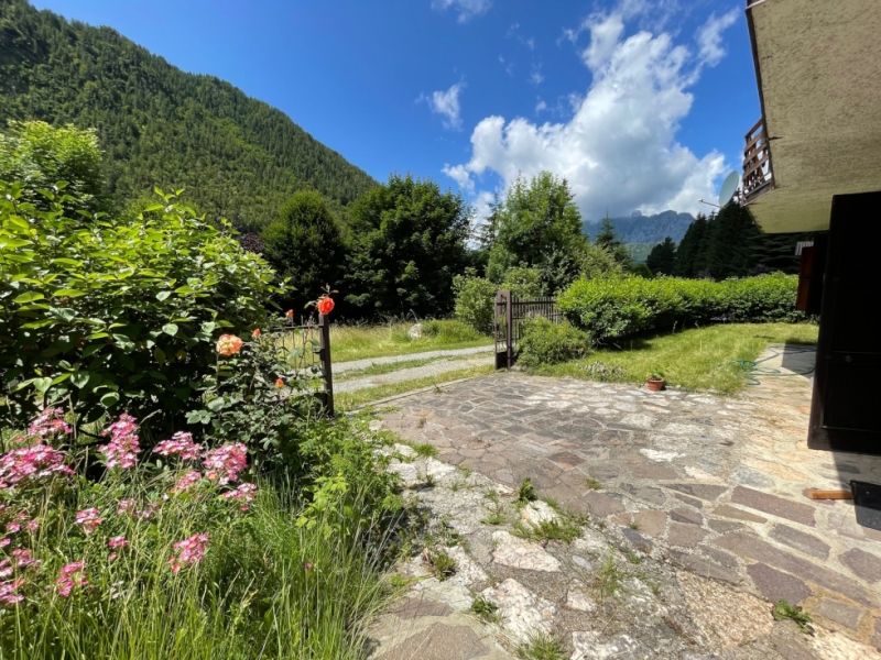 Villa in vendita a Borno