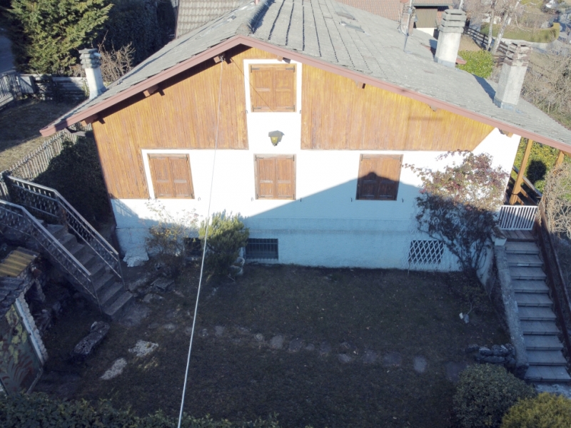 Villa in vendita a Borno