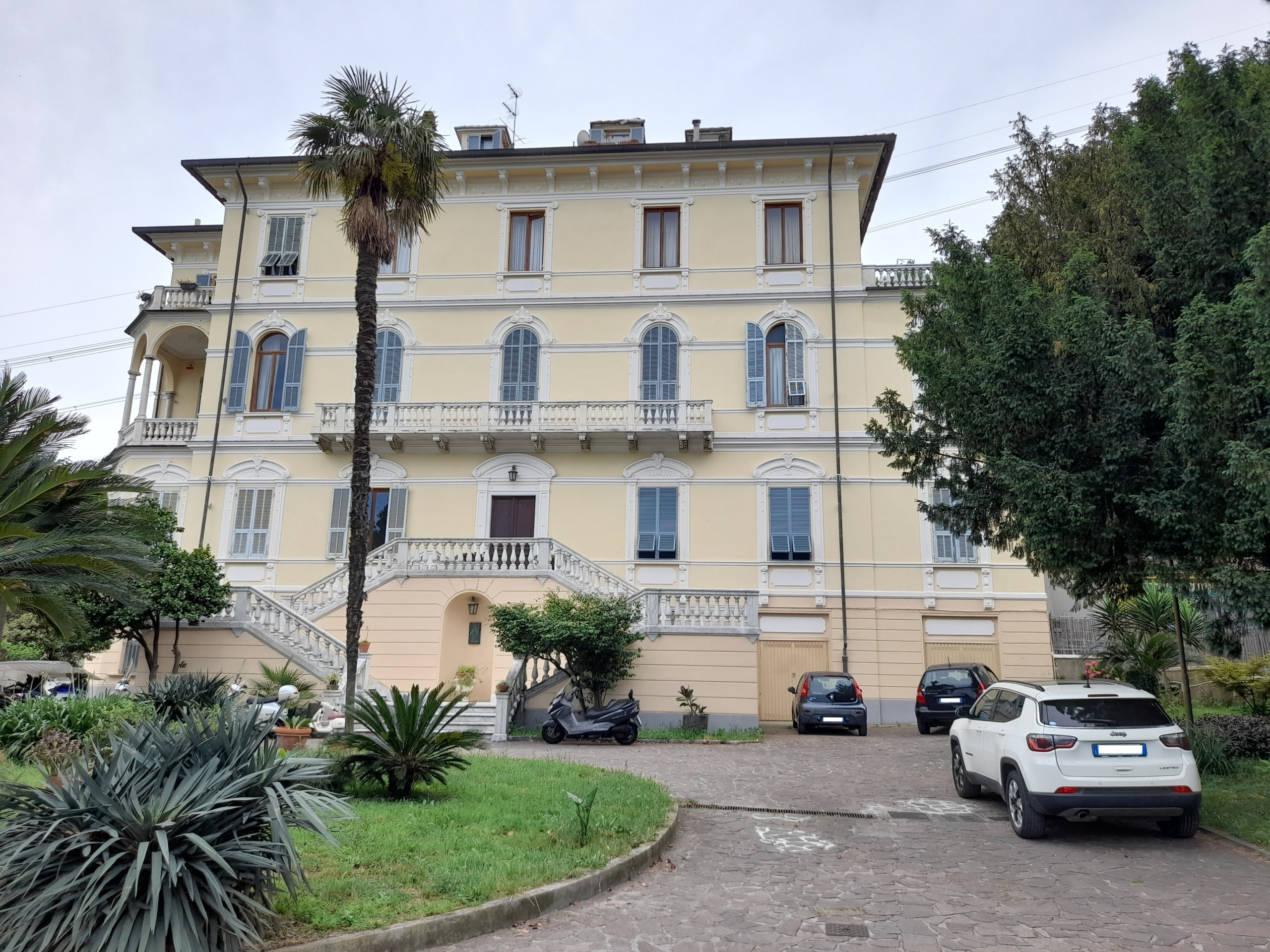 Quadrilocale con giardino in via giuseppe delfino 9, Quiliano