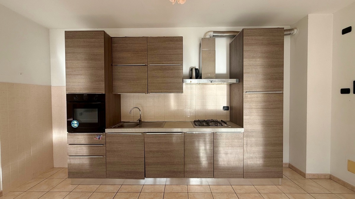 Bilocale con terrazzo, Albissola Marina grana