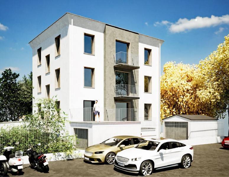 Trilocale con terrazzo a Varazze