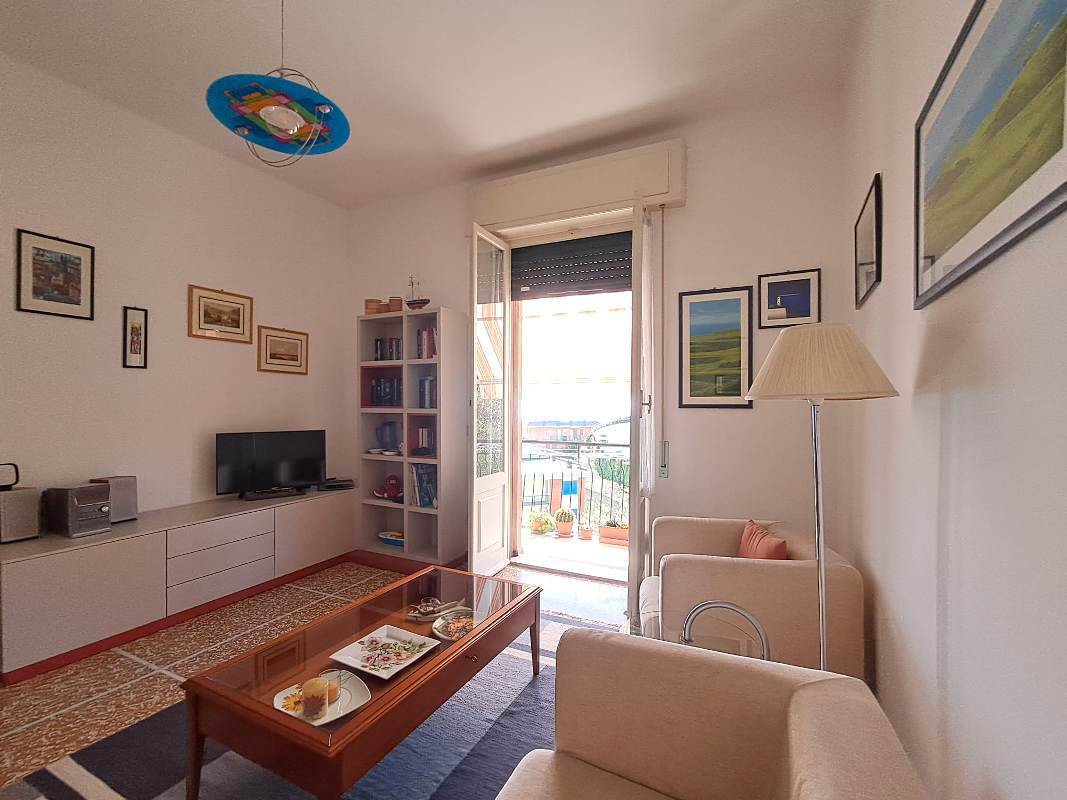 Quadrilocale vista mare in via colla micheri, Laigueglia