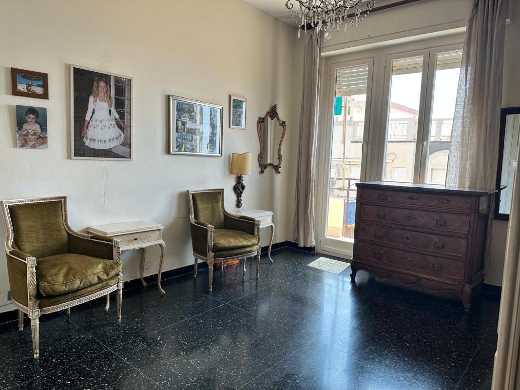 Quadrilocale con box a Varazze