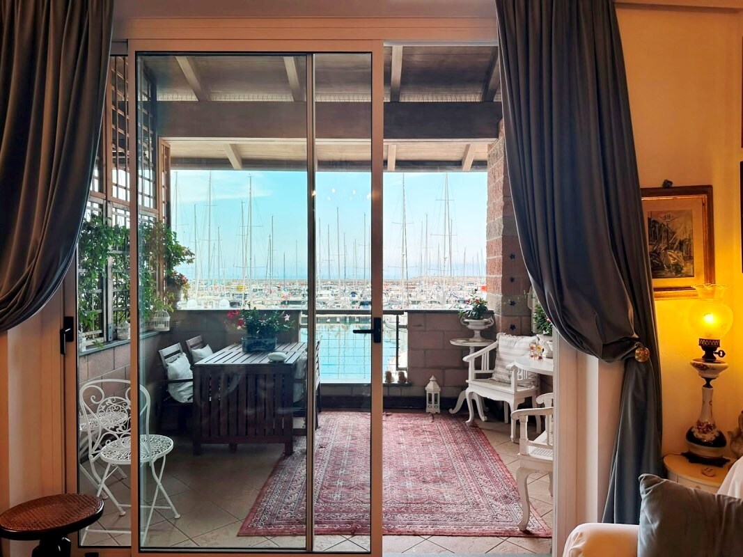 Trilocale con giardino a Varazze
