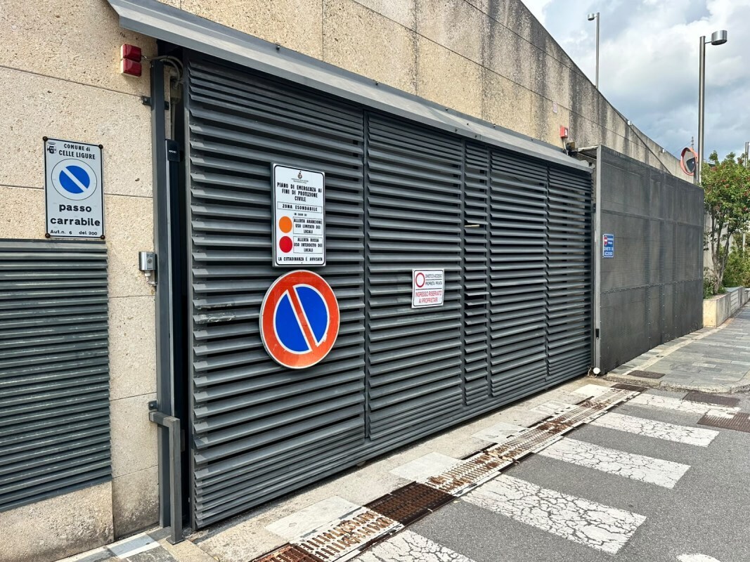 Posto auto coperto in vendita a Celle Ligure