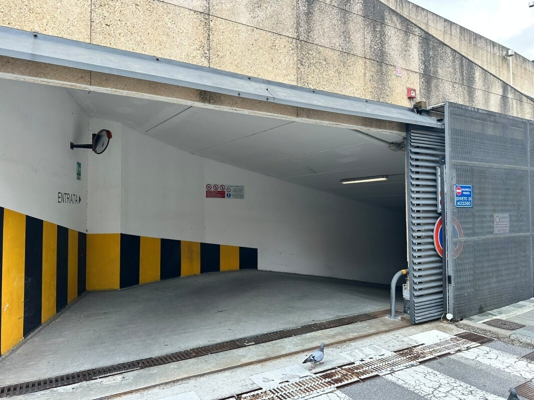 Posto auto coperto in vendita a Celle Ligure