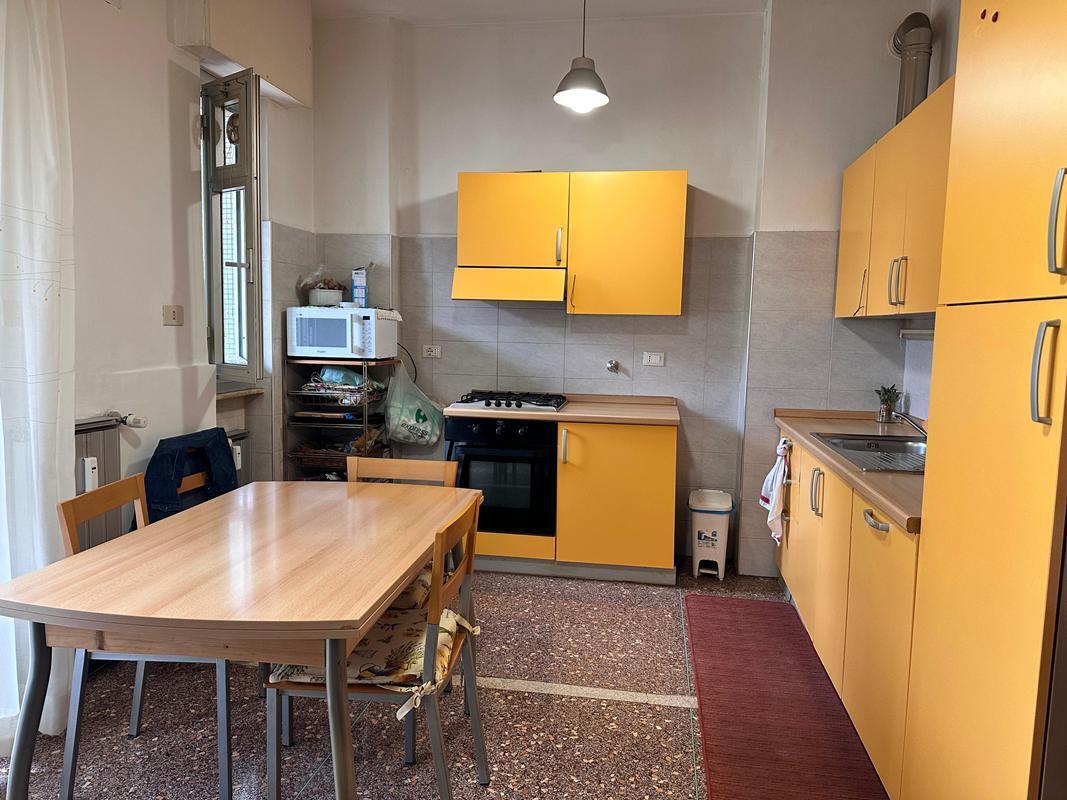 Quadrilocale in vendita in via francesco crispi 17, Savona