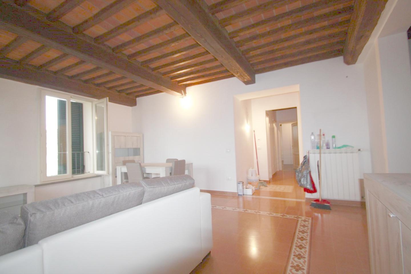 Quadrilocale in vendita, Lucca picciorana