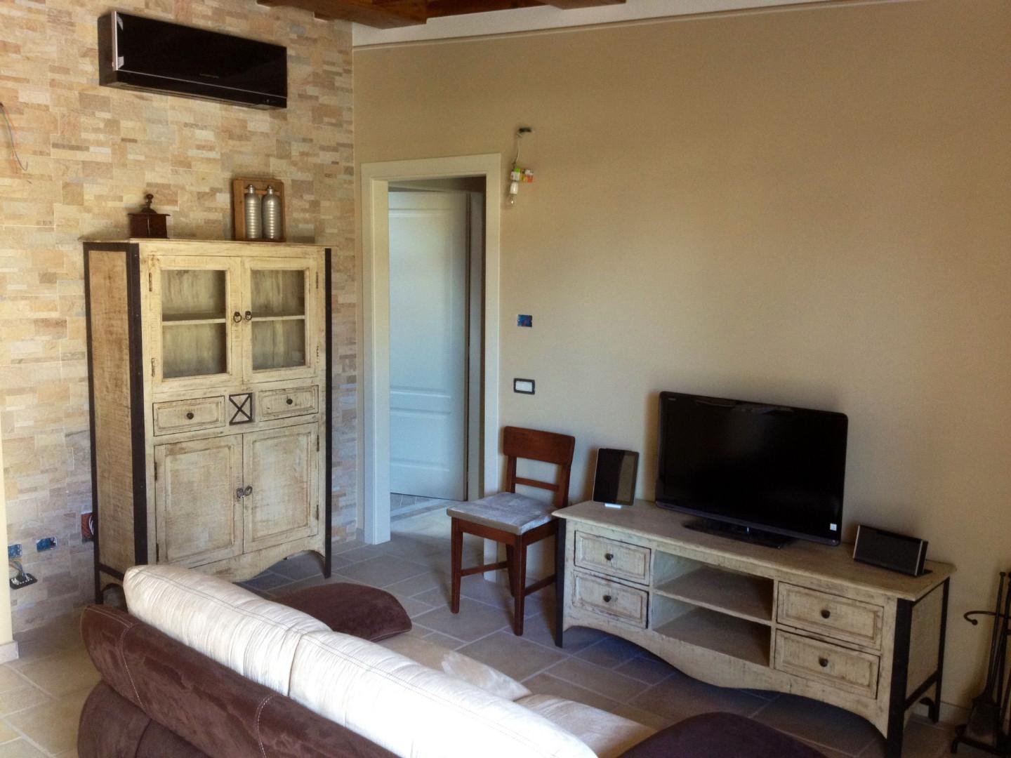 Villa arredata in affitto, Lucca san cassiano a vico