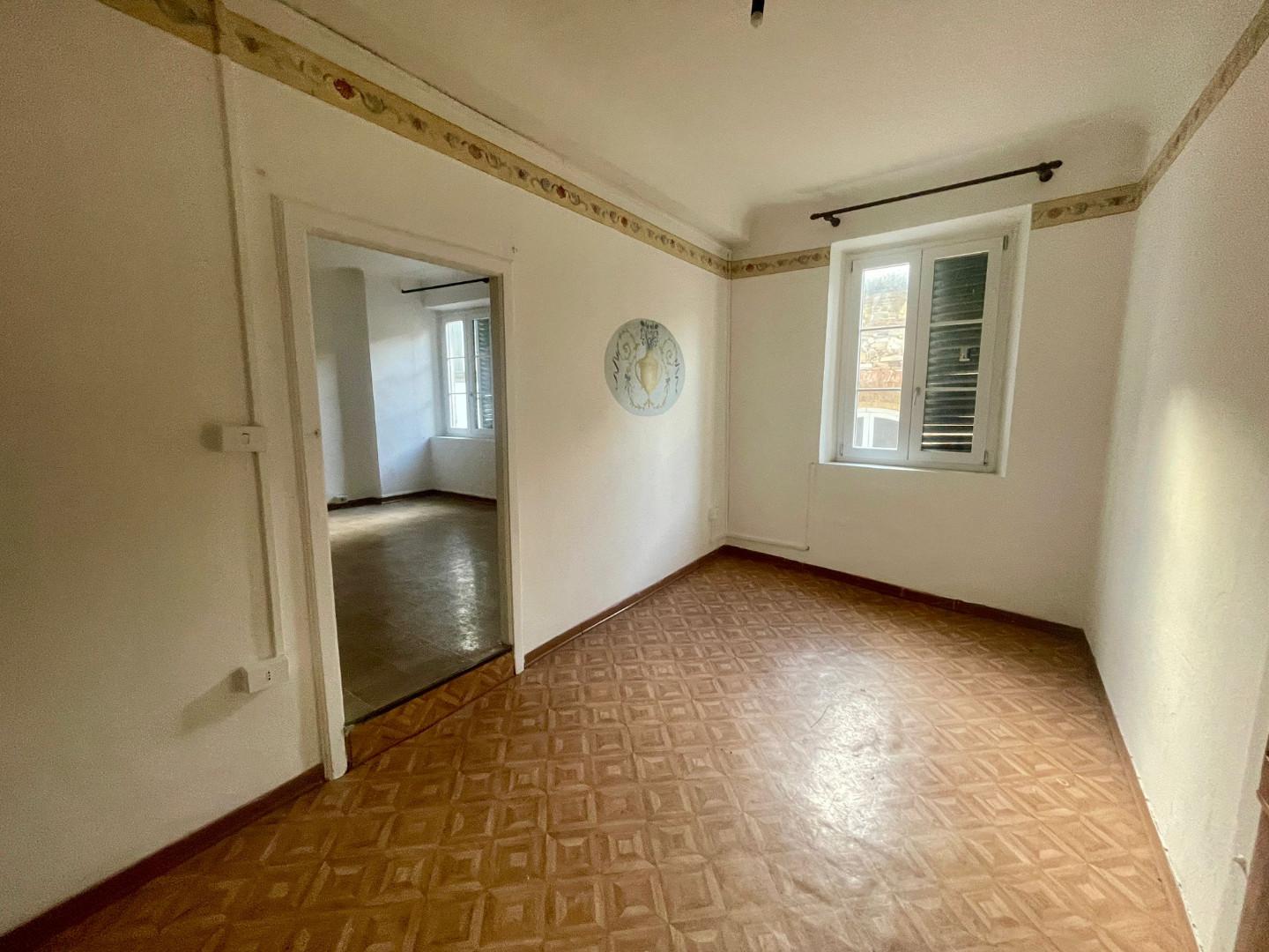 Appartamento da ristrutturare, Lucca centro storico