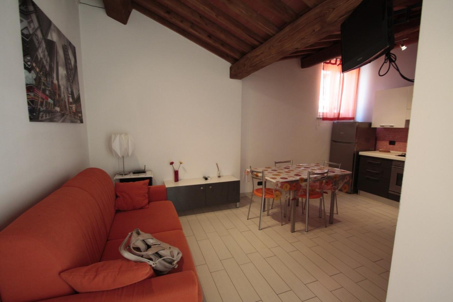 Bilocale arredato in affitto, Lucca san marco