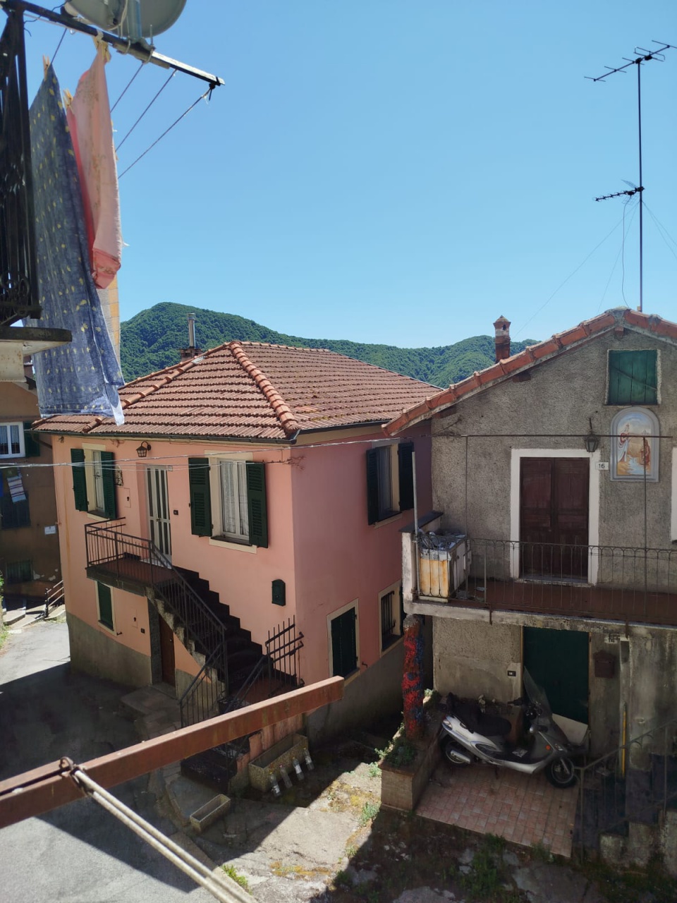 Appartamento in vendita in via camarza, Crocefieschi