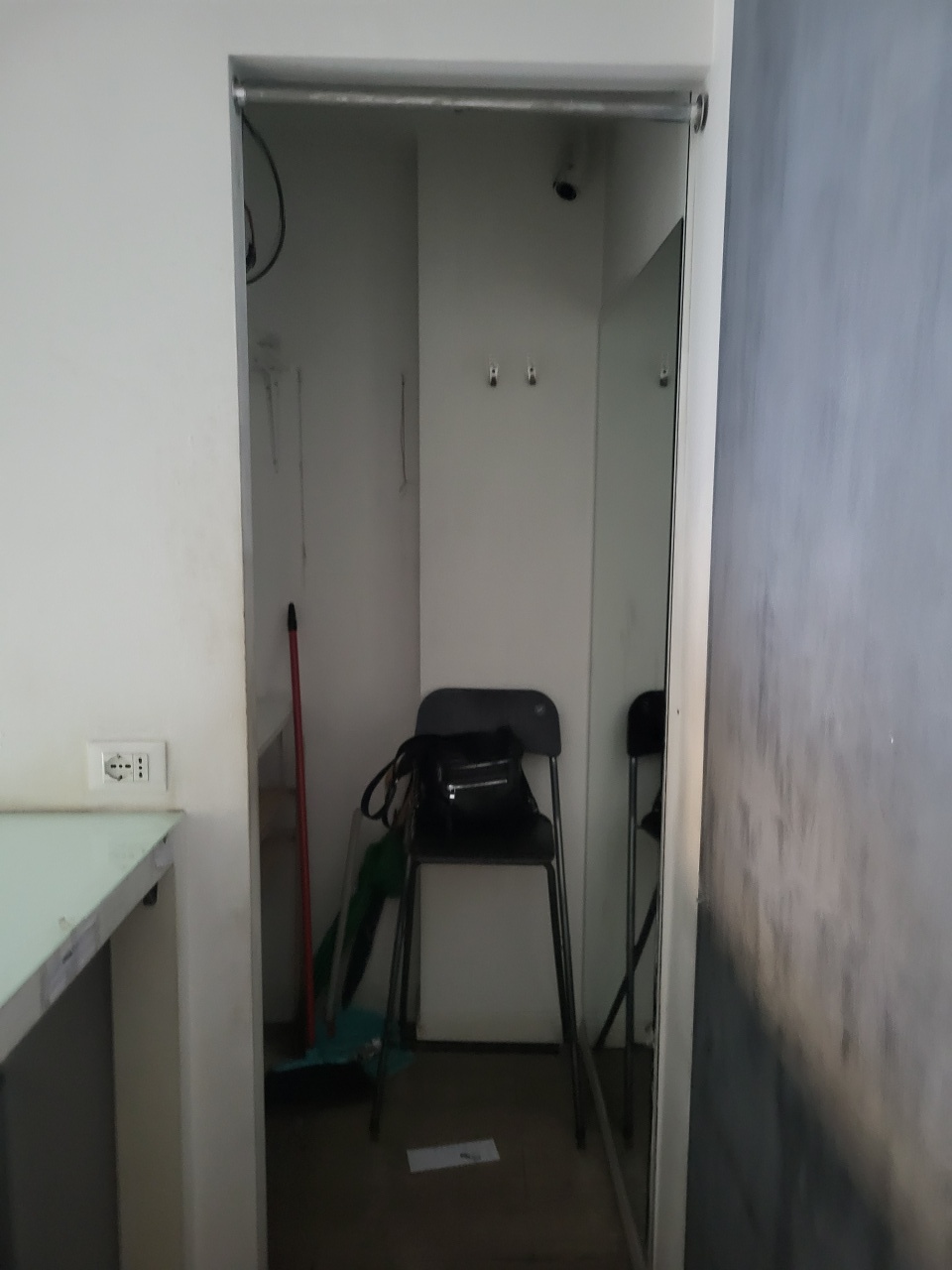 Negozio in affitto in via giuseppe bertuccioni, Genova