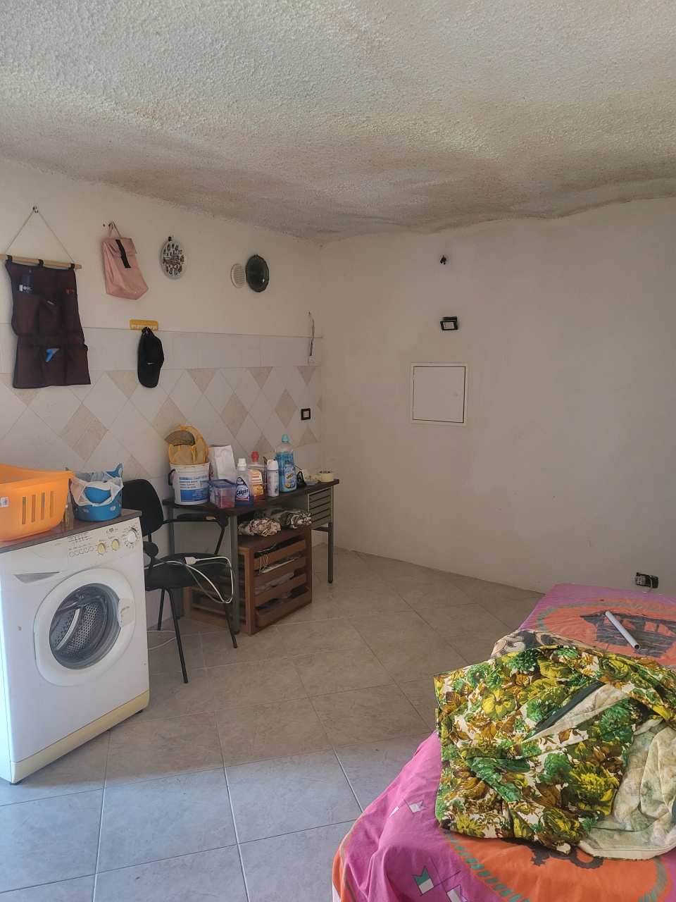 Villa con giardino in frazione piuzzo, Cabella Ligure