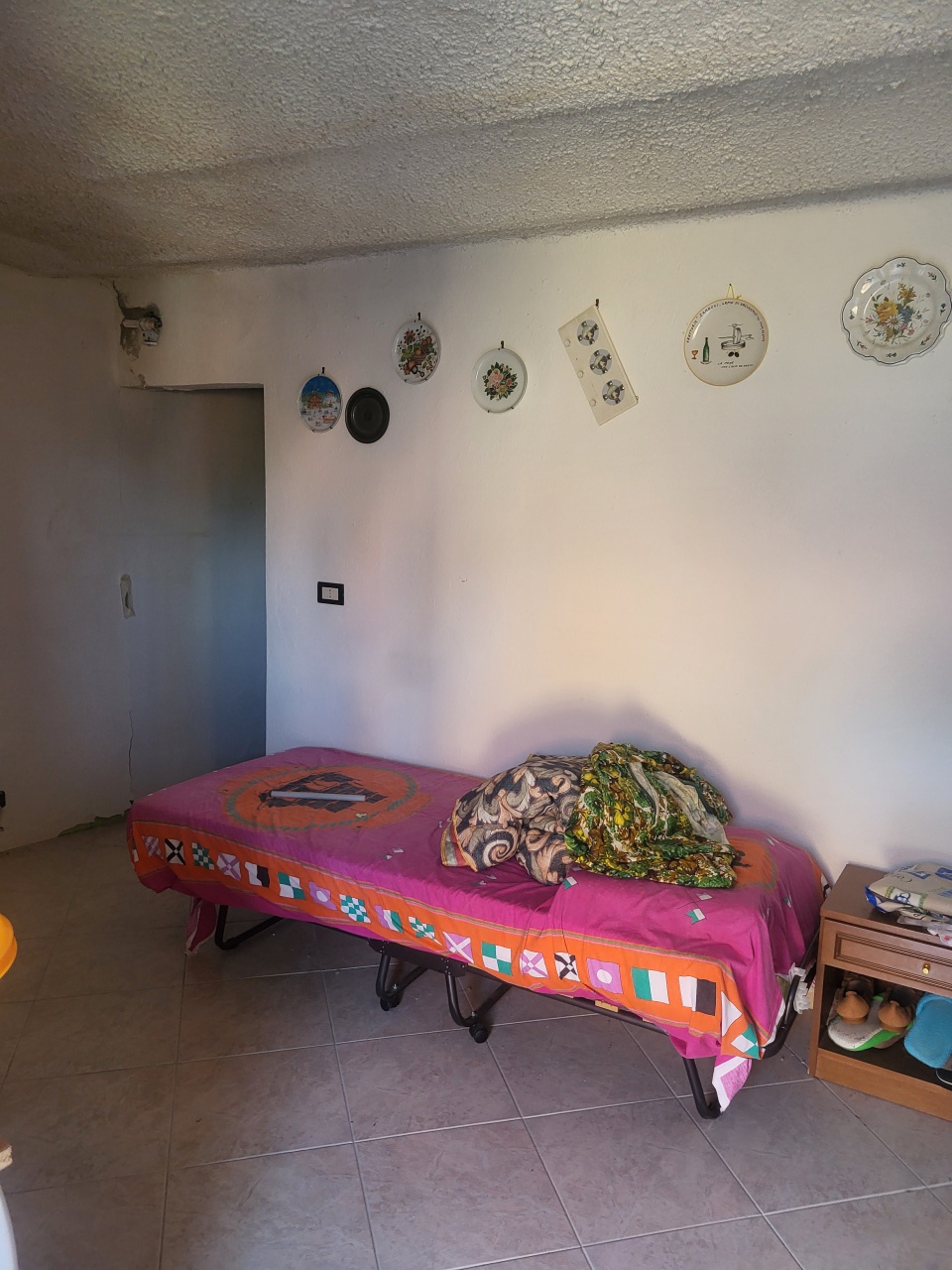 Villa con giardino in frazione piuzzo, Cabella Ligure