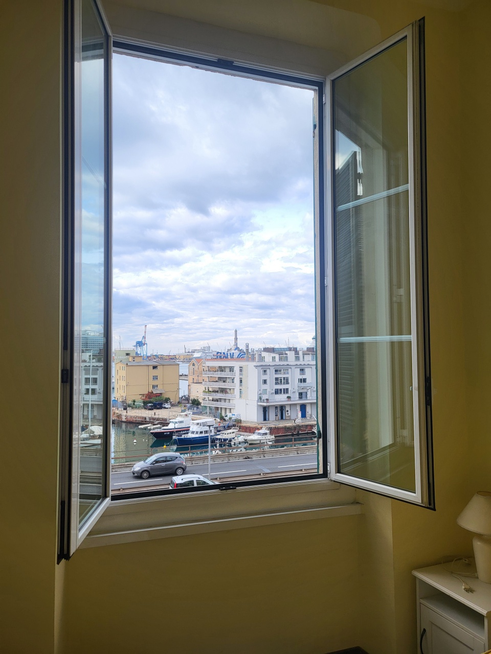 Appartamento in vendita in via antonio gramsci, Genova