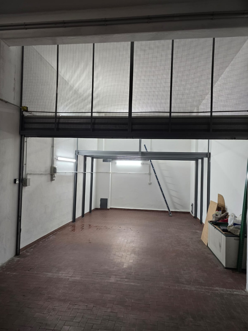 Box/Garage 22mq nuovo in via berghini, Genova