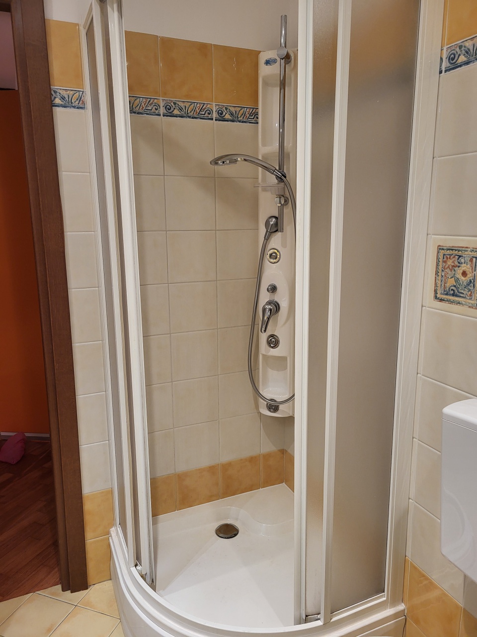 Trilocale in vendita in via paglia, Genova