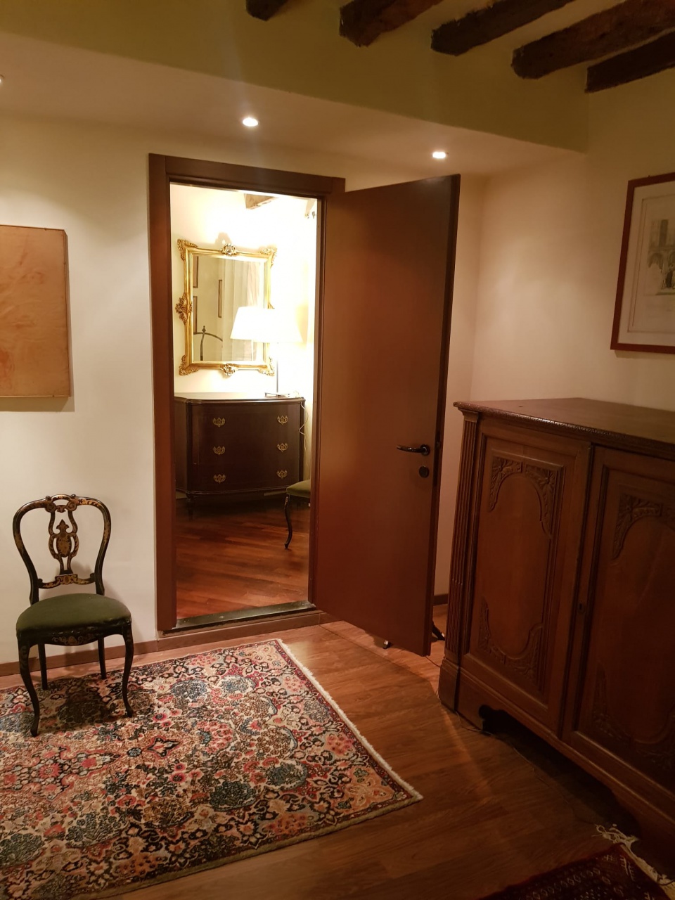 Casa indipendente arredata in affitto in vico dei giustiniani, Genova
