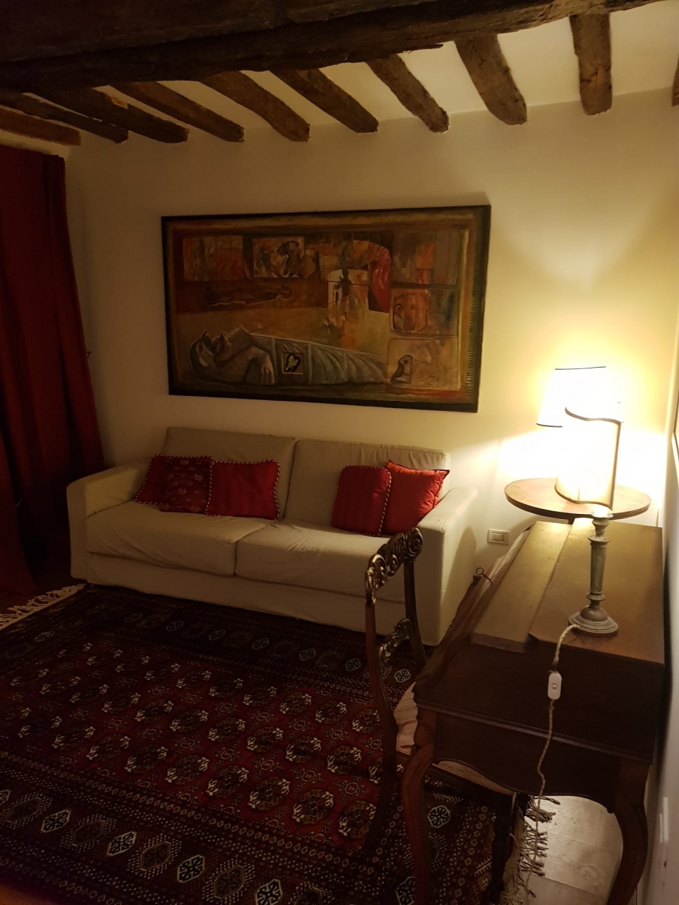 Casa indipendente arredata in affitto in vico dei giustiniani, Genova